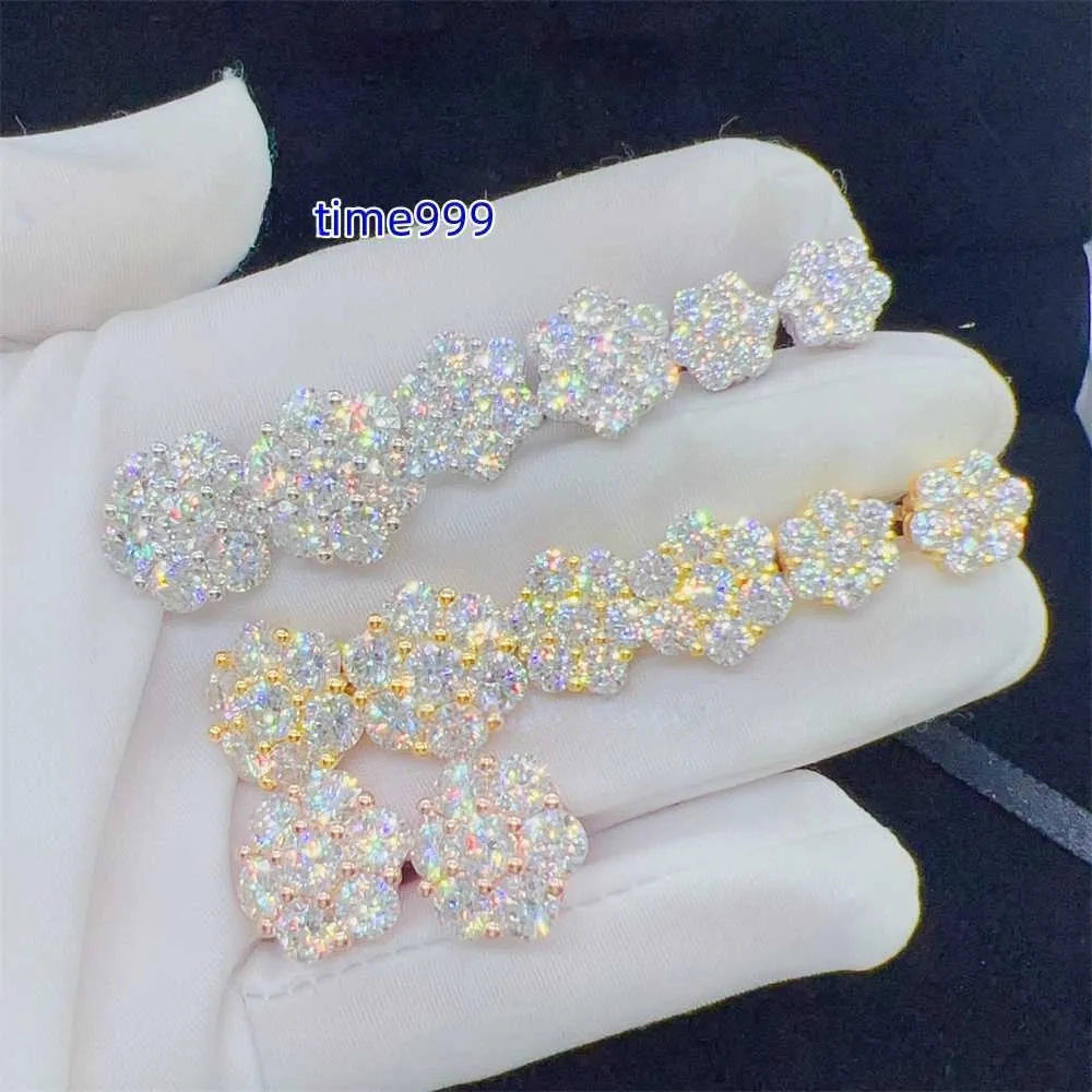 8mm Earring Flower Iced Out Vvs Moissanite
