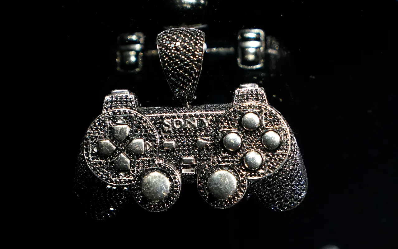 Playstation PS5 Controller Iced Pendant MOISSANITE 925 Silver
