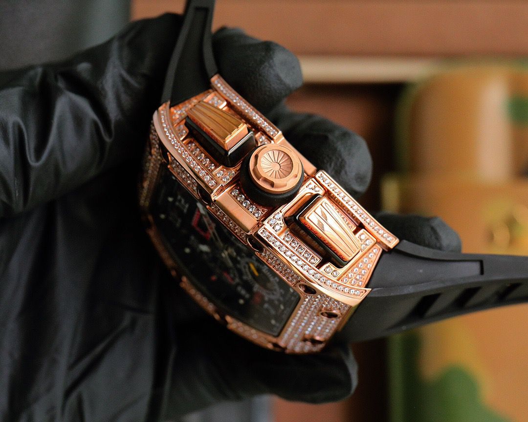 RICHARD MILLE RM11-FM VVS Diamonds Watch