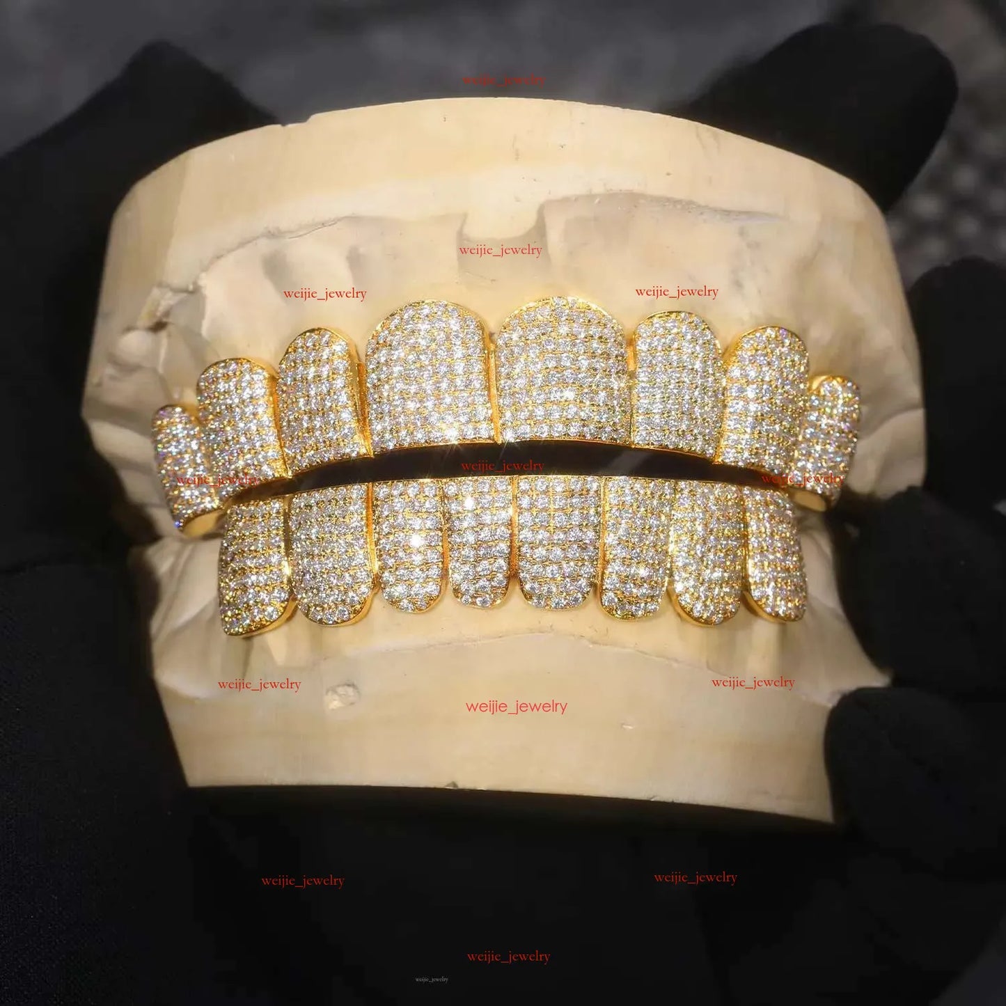 Custom Sier 14k Dia/Moissanite Dental Set Iced Out Hip Hop Bg Grills Teeth Grillz
