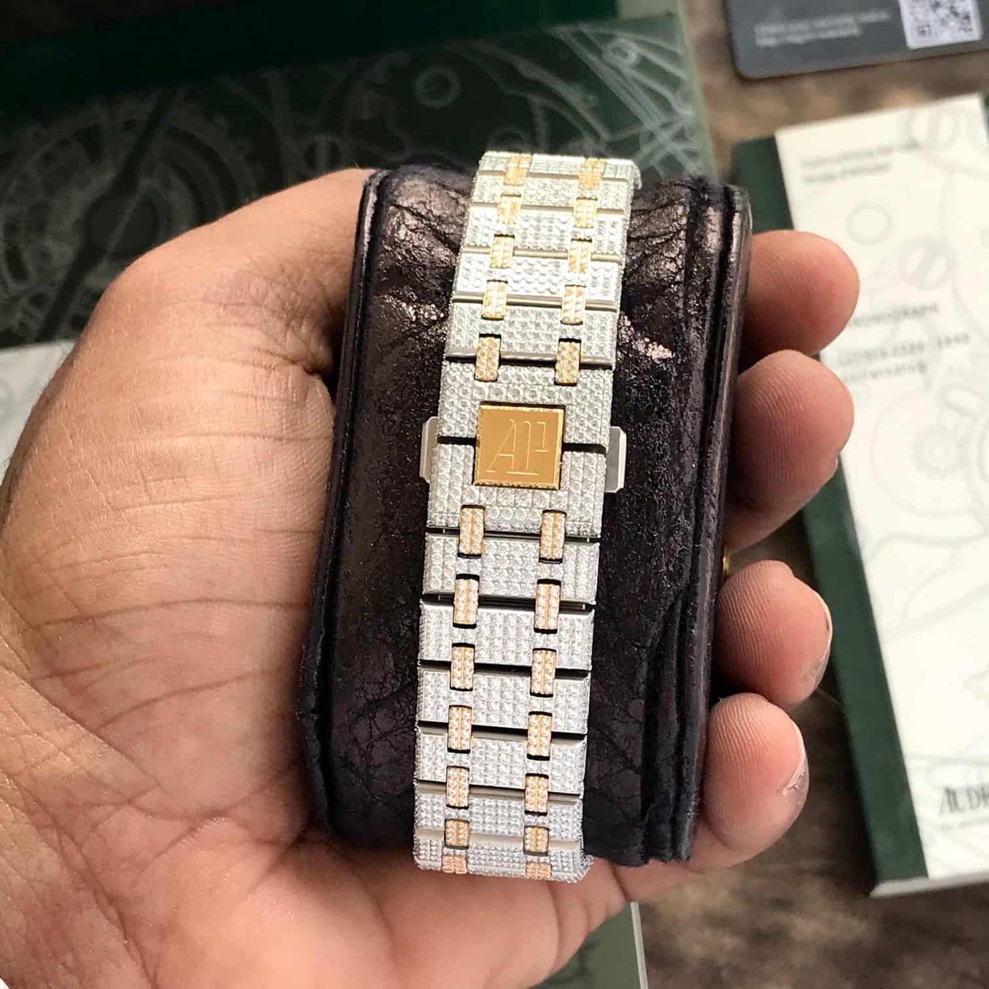 Audemars Piguet Royal Oak OffShore Ice Out Full Diamond Body Swiss ETA Automatic Mens Watch