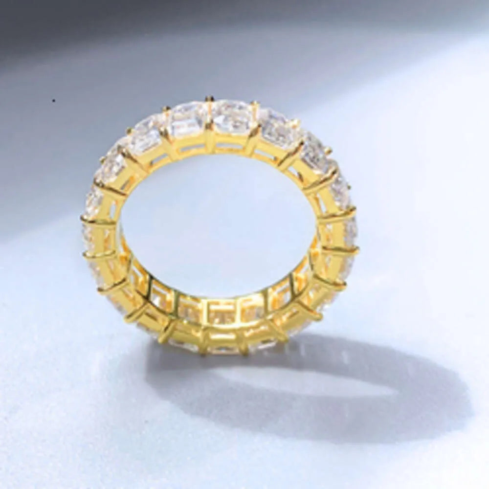 7.5 14k Yellow Gold + Moissanite VVS Diamond Moissanite Ring