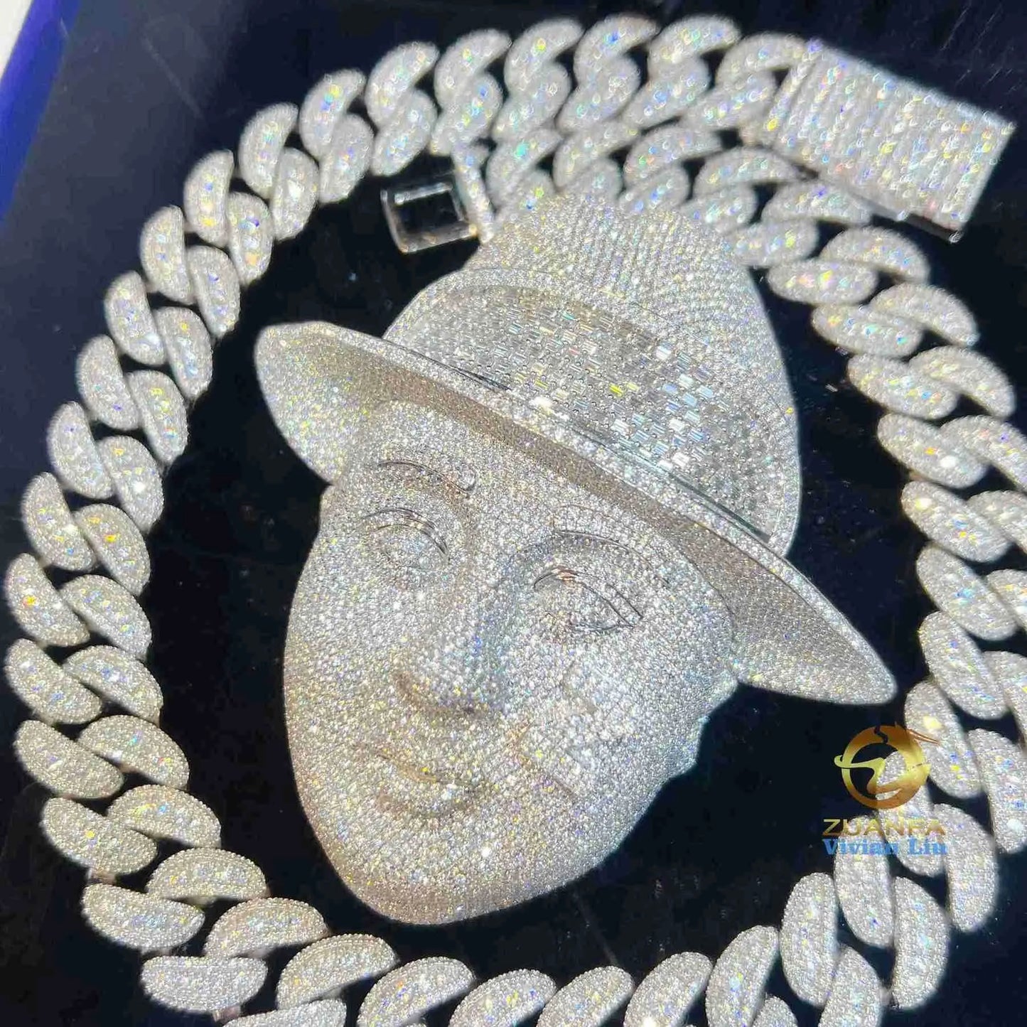 Al Caponce Iced Out Pedant VVS Moissanite