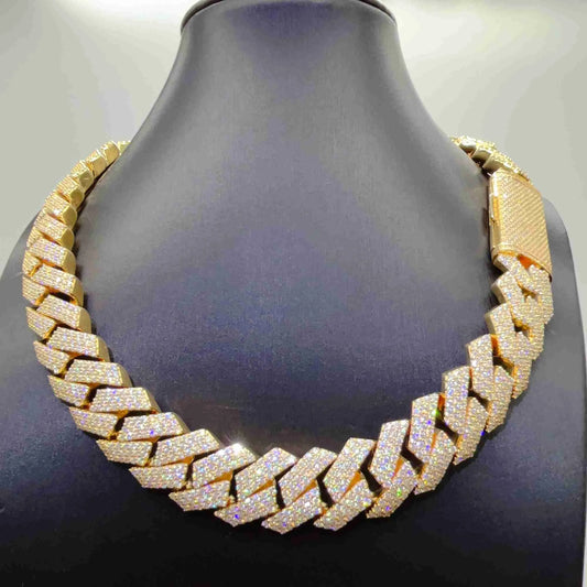 18" Necklace Moissanite Chain Cuban Link Iced Out